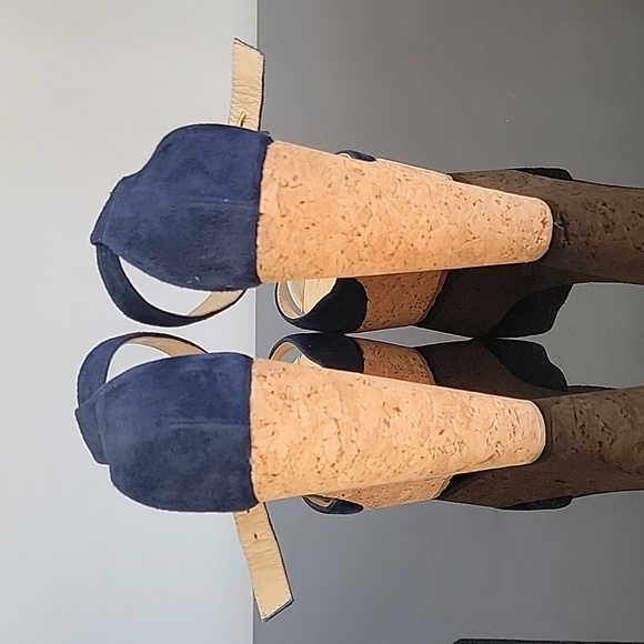 Jimmy Choo Blue Suede T Strap wedges 38.5 - Picture 3 of 7